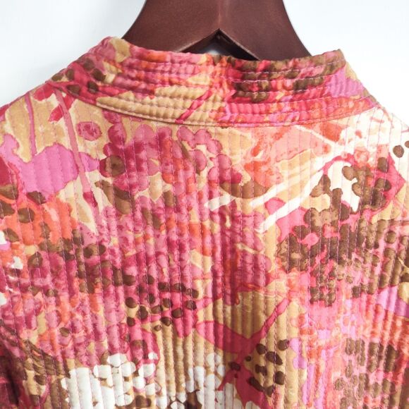 Sigrid Olsen Jacket Large 100% Silk Quilted Snap Buttons Collarless Red Pink Art - Picture 9 of 14